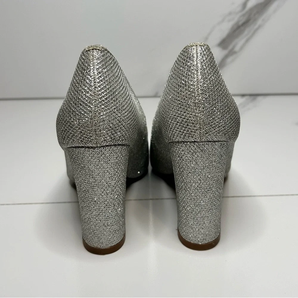 IDIFU Glittering Silver Block Heels Size 6.5